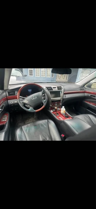 2007 Lexus LS 4th Gen - Image 4 of 9