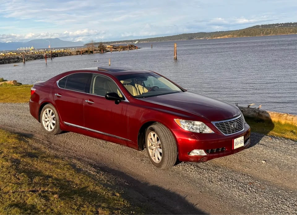 2007 Lexus LS 4th Gen - Image 10 of 18