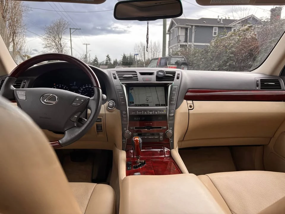 2007 Lexus LS 4th Gen - Image 8 of 11