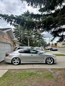 2007 Lexus LS 460