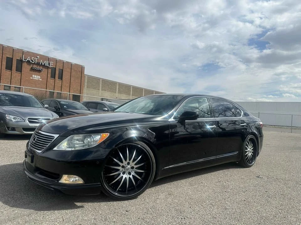 2007 Lexus LS 4th Gen - Image 2 of 12