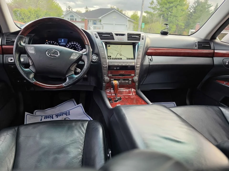 2007 Lexus LS 4th Gen - Image 14 of 20