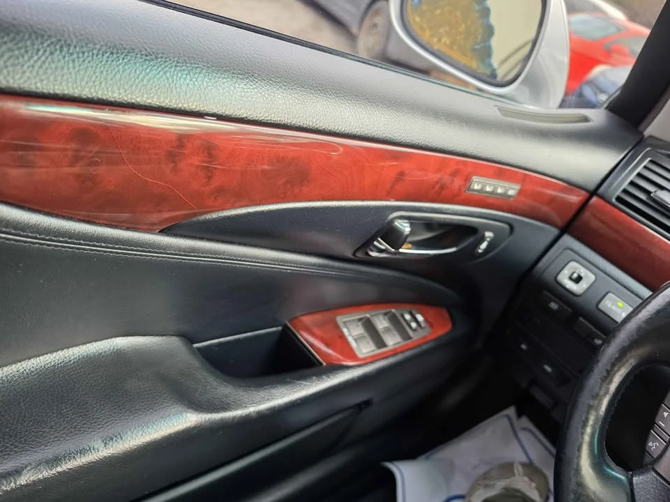 2007 Lexus LS 4th Gen - Image 12 of 20