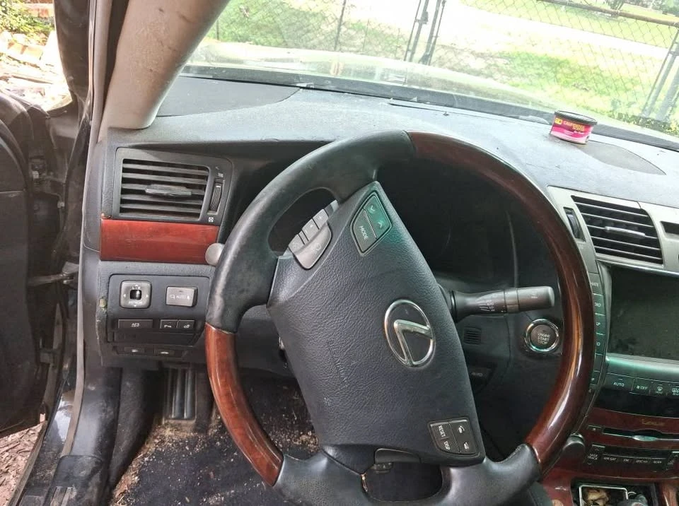 2007 Lexus LS 4th Gen - Image 7 of 7