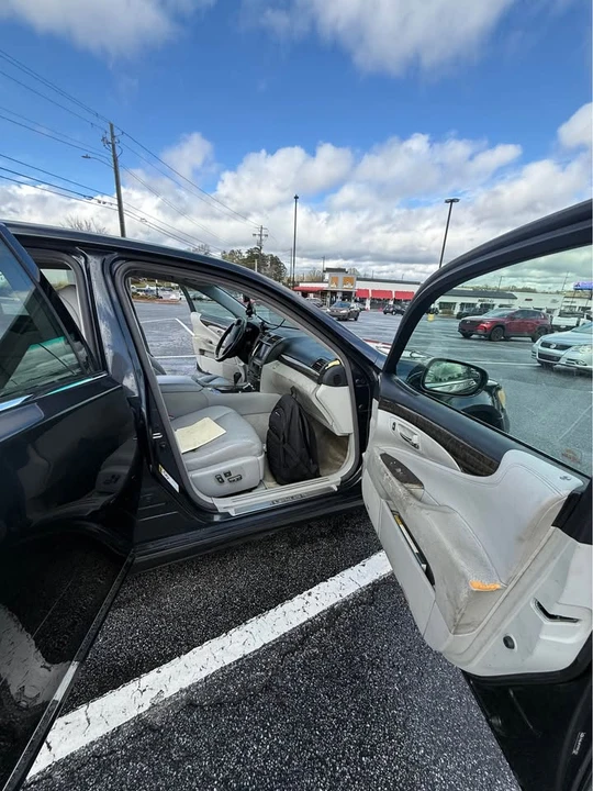 2007 Lexus LS 4th Gen - Image 14 of 20