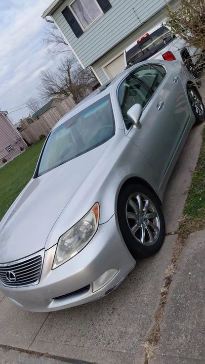 2007 Lexus LS 4th Gen - Image 8 of 19