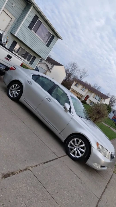 2007 Lexus LS 4th Gen - Image 4 of 19
