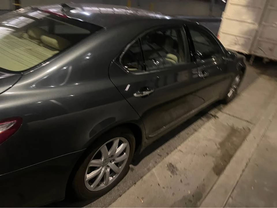 2007 Lexus LS 4th Gen - Image 7 of 10