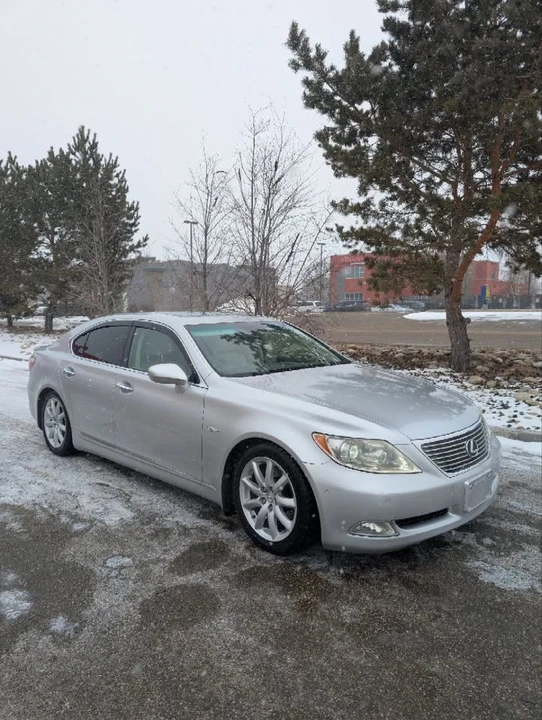 2007 Lexus LS 4th Gen - Image 5 of 19
