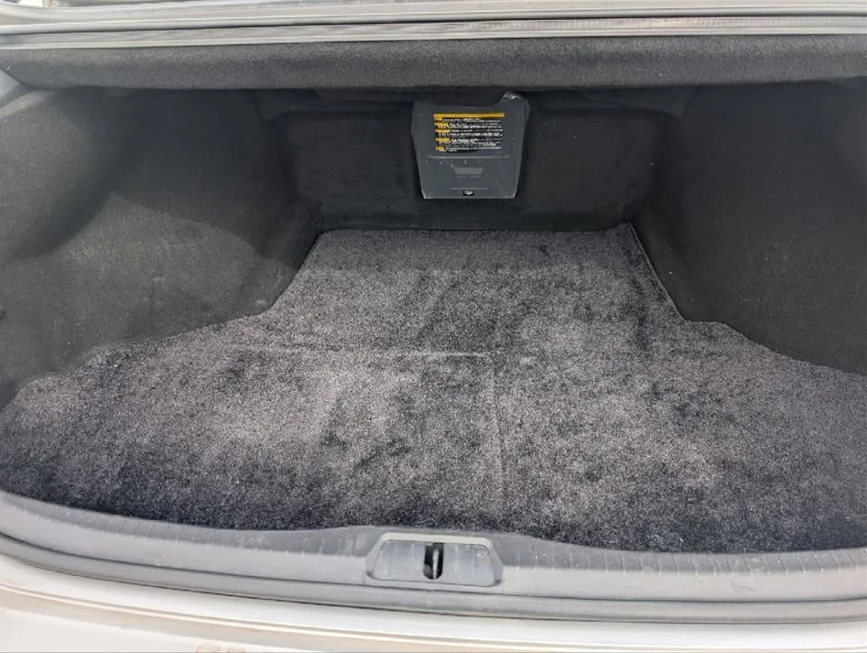 2007 Lexus LS 4th Gen - Image 18 of 19