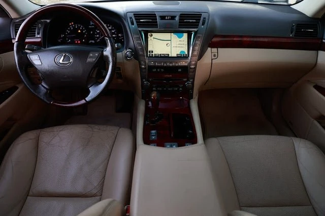 2007 Lexus LS 4th Gen - Image 18 of 18