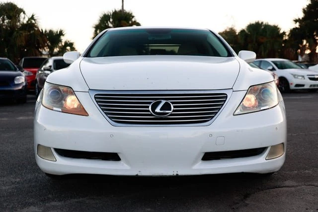 2007 Lexus LS 4th Gen - Image 13 of 18