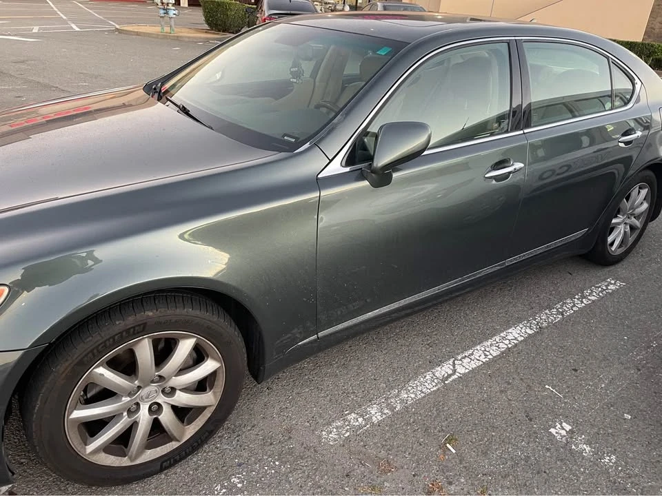 2007 Lexus LS 4th Gen - Image 4 of 5