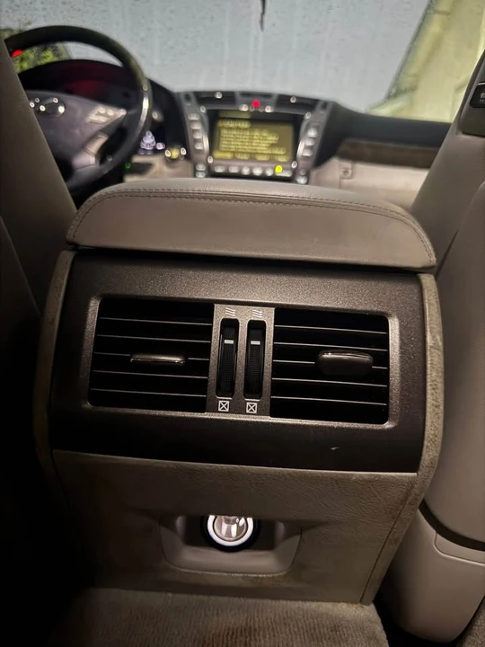 2007 Lexus LS 4th Gen - Image 17 of 18
