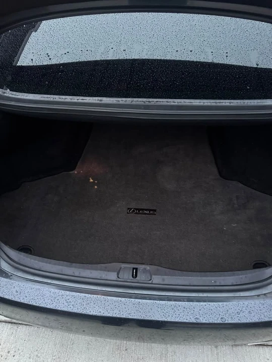 2007 Lexus LS 4th Gen - Image 15 of 18
