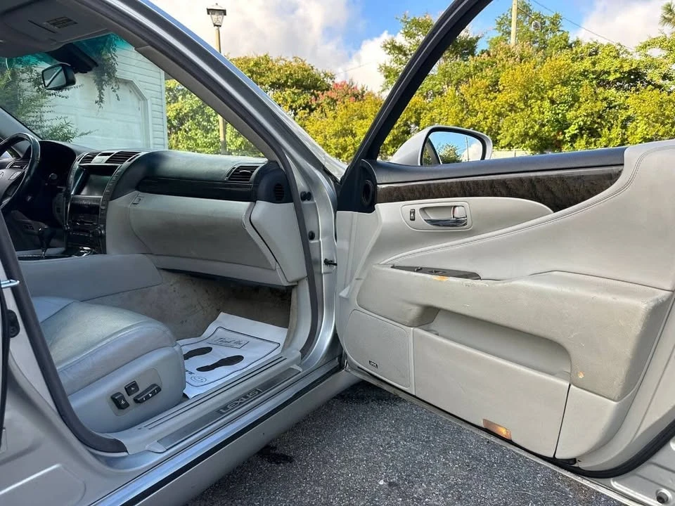 2007 Lexus LS 4th Gen - Image 12 of 20
