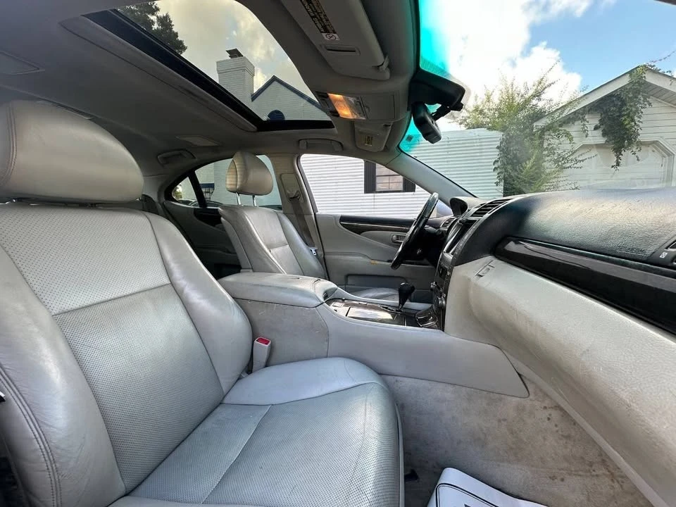 2007 Lexus LS 4th Gen - Image 14 of 20