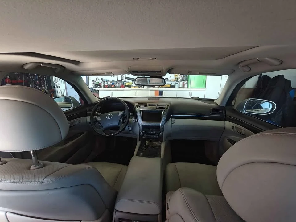2007 Lexus LS 4th Gen - Image 11 of 12