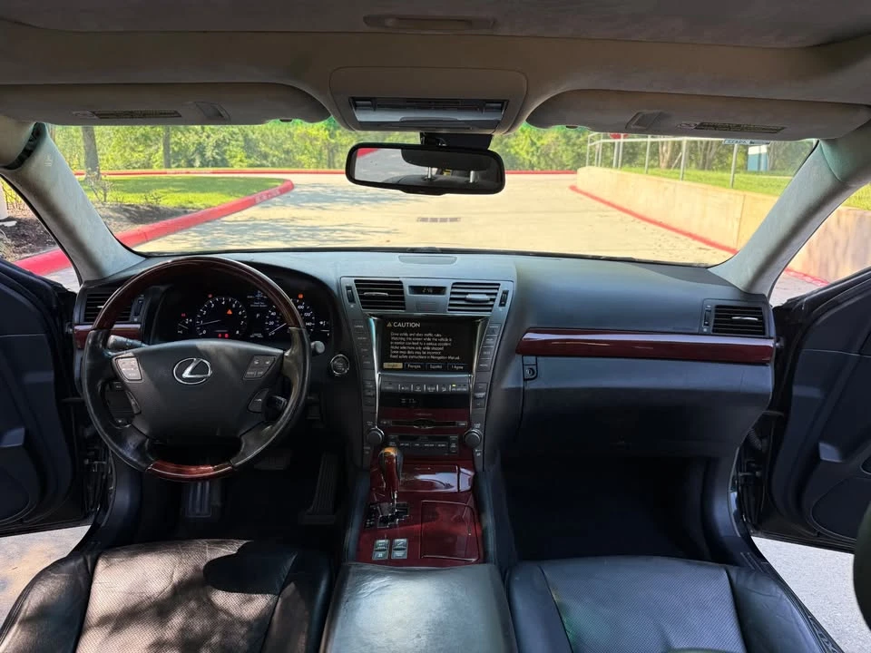 2007 Lexus LS 4th Gen - Image 4 of 7