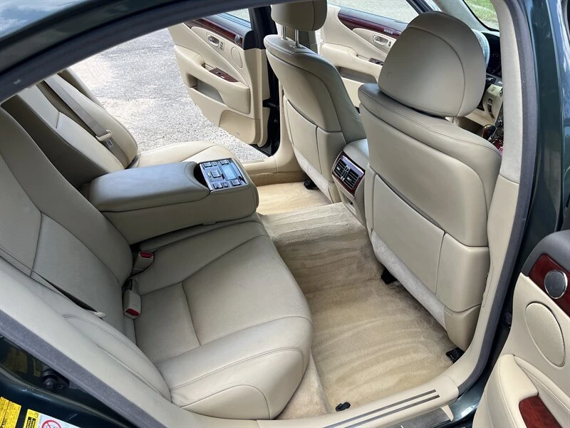 2007 Lexus LS 4th Gen - Image 19 of 19
