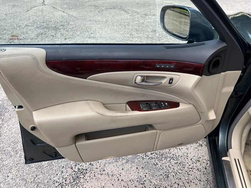 2007 Lexus LS 4th Gen - Image 14 of 19