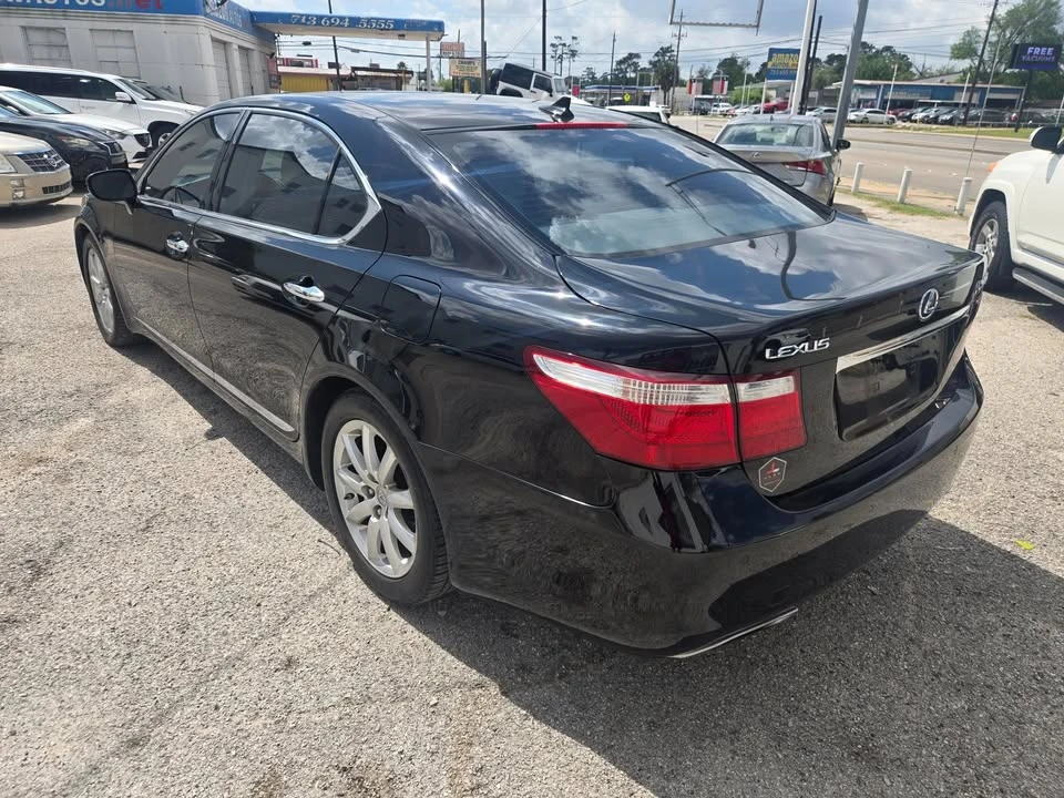 2007 Lexus LS 4th Gen - Image 4 of 8