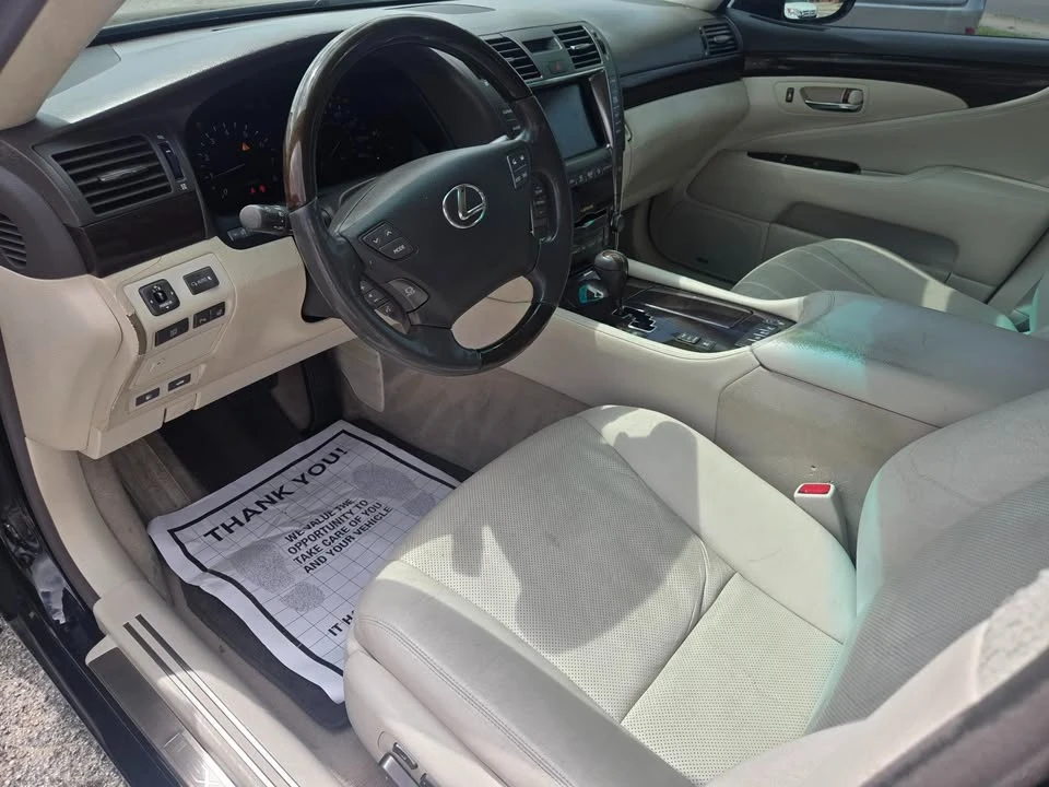 2007 Lexus LS 4th Gen - Image 7 of 8