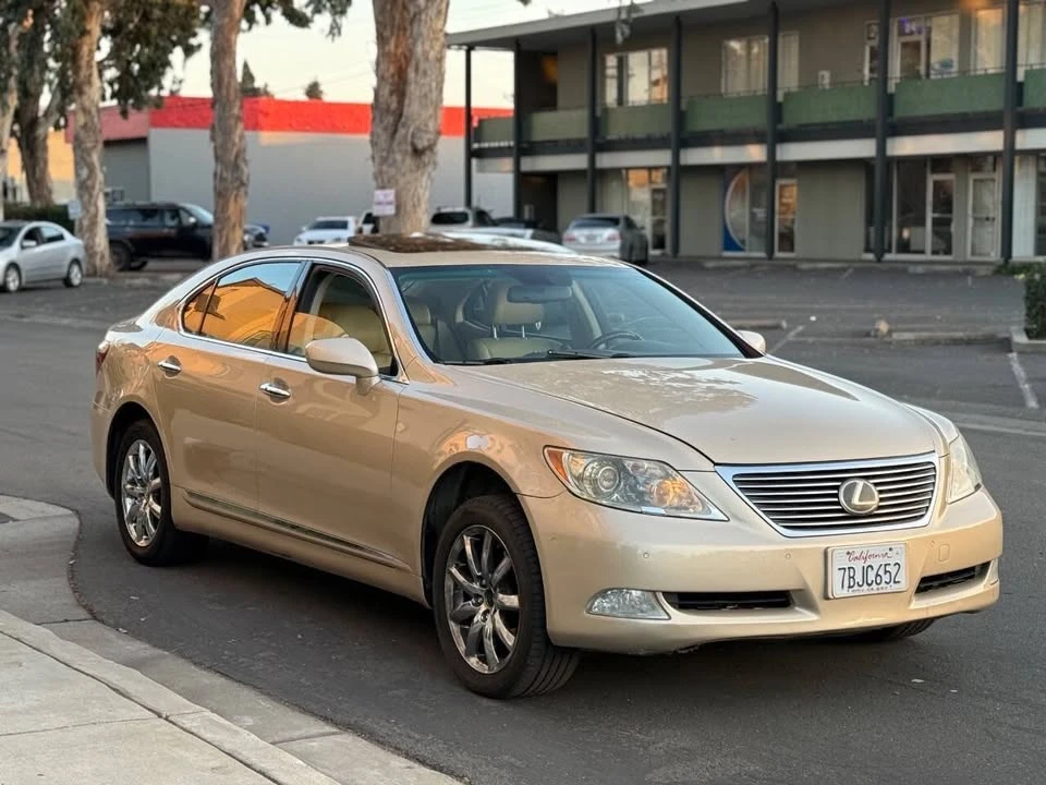 2007 Lexus LS 4th Gen - Image 2 of 12