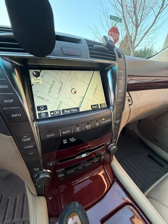2007 Lexus LS 4th Gen - Image 7 of 12