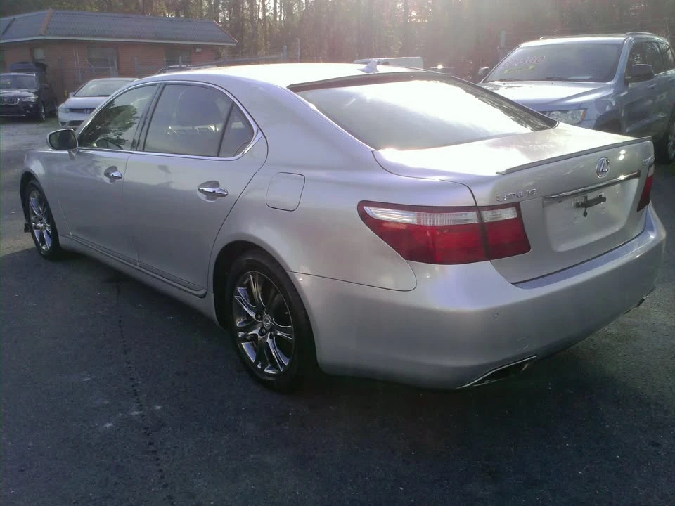 2007 Lexus LS 4th Gen - Image 4 of 17