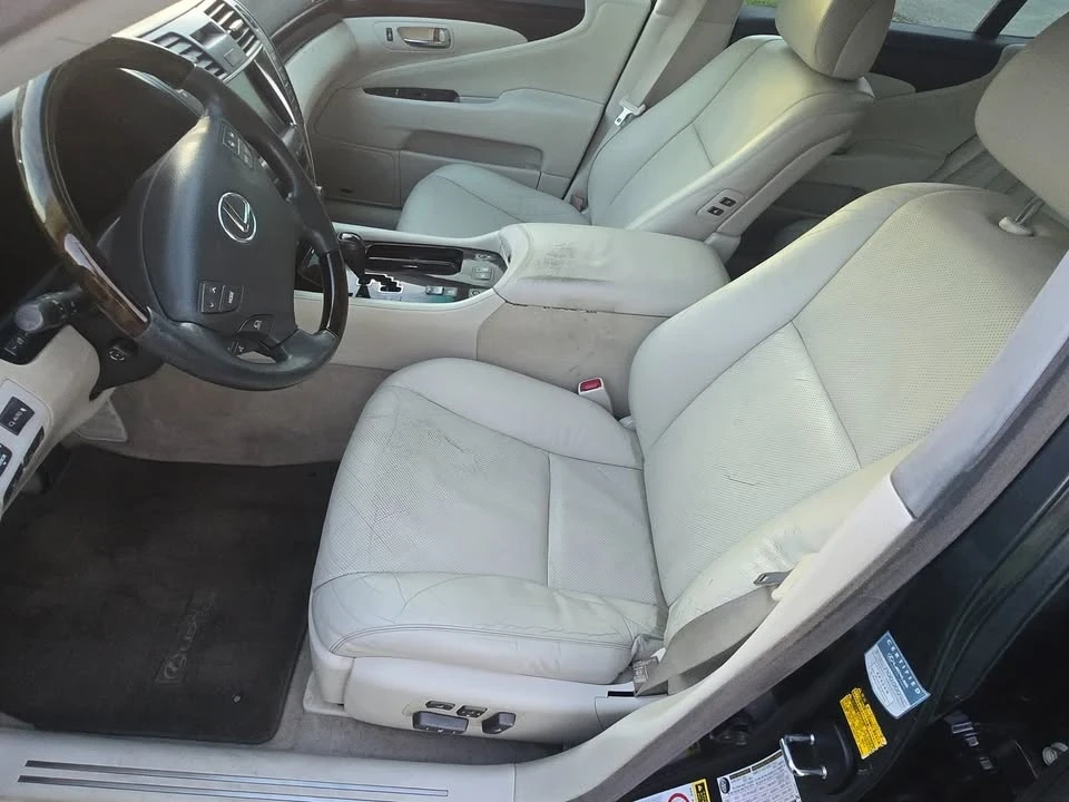 2007 Lexus LS 4th Gen - Image 11 of 20