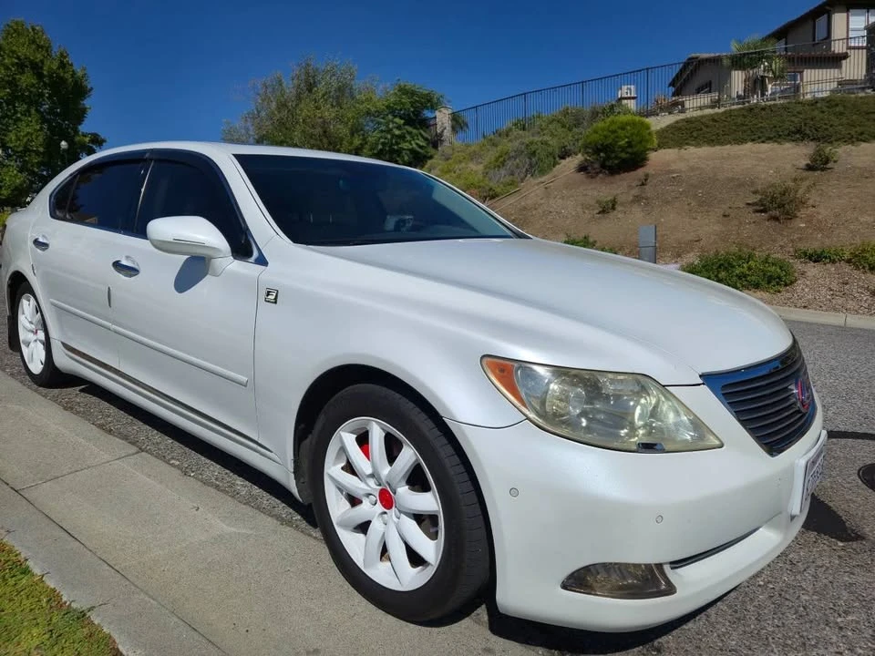 2007 Lexus LS 4th Gen - Image 15 of 20
