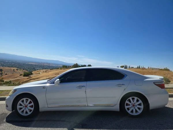 2007 Lexus LS 4th Gen - Image 13 of 20