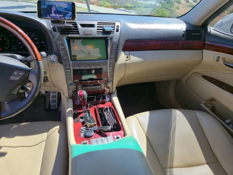 2007 Lexus LS 4th Gen - Image 2 of 20