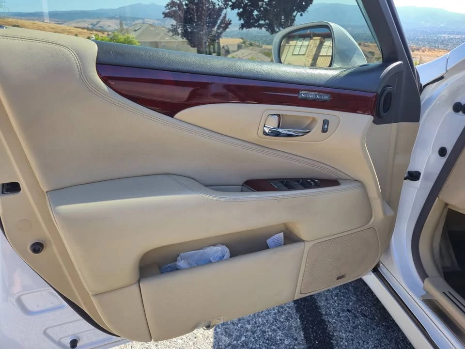 2007 Lexus LS 4th Gen - Image 19 of 20