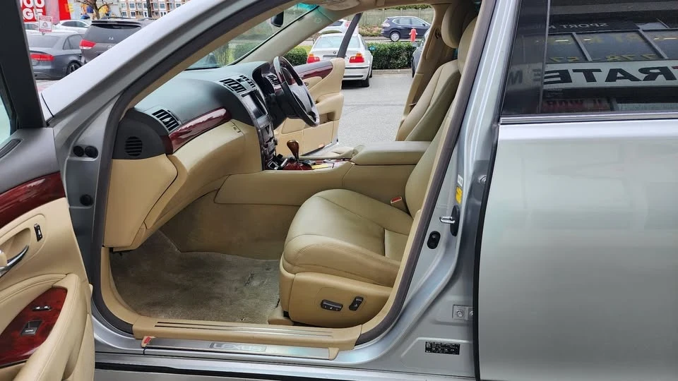 2007 Lexus LS 4th Gen - Image 10 of 18
