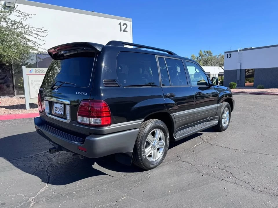 2007 Lexus LX 2nd Gen - Image 5 of 19