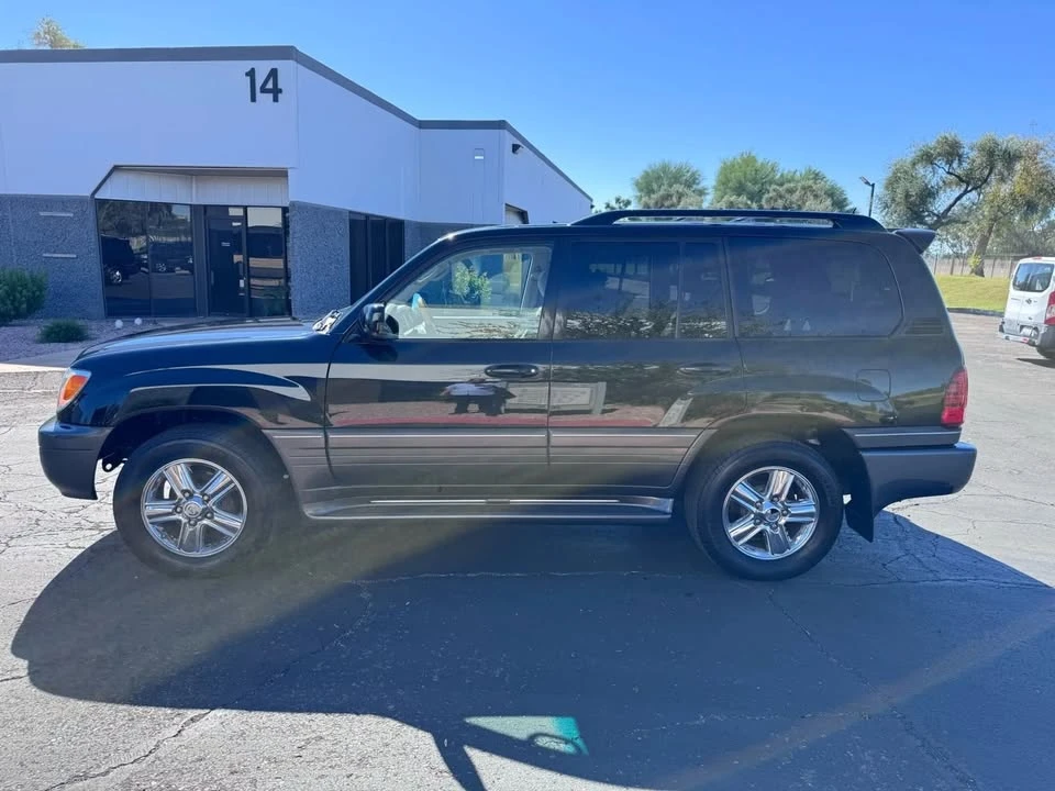 2007 Lexus LX 2nd Gen - Image 8 of 19