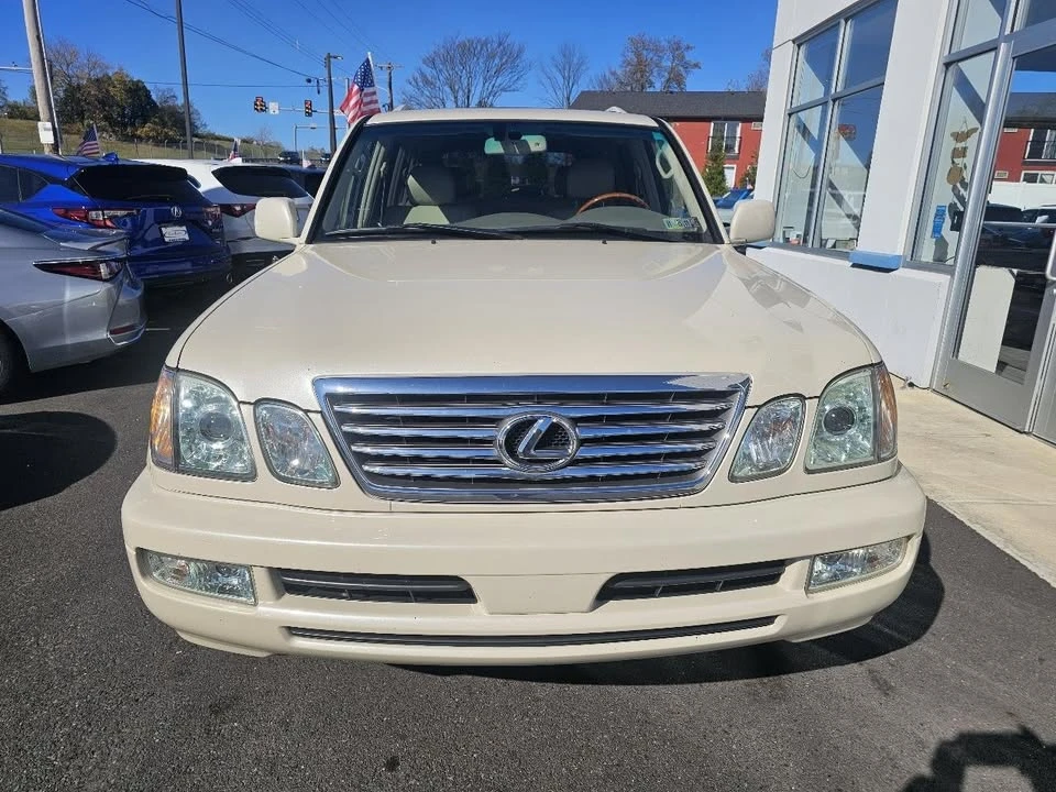 2007 Lexus LX 2nd Gen - Image 9 of 20