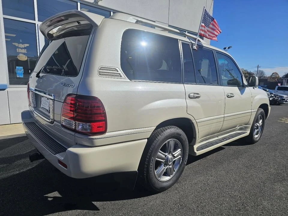 2007 Lexus LX 2nd Gen - Image 4 of 20