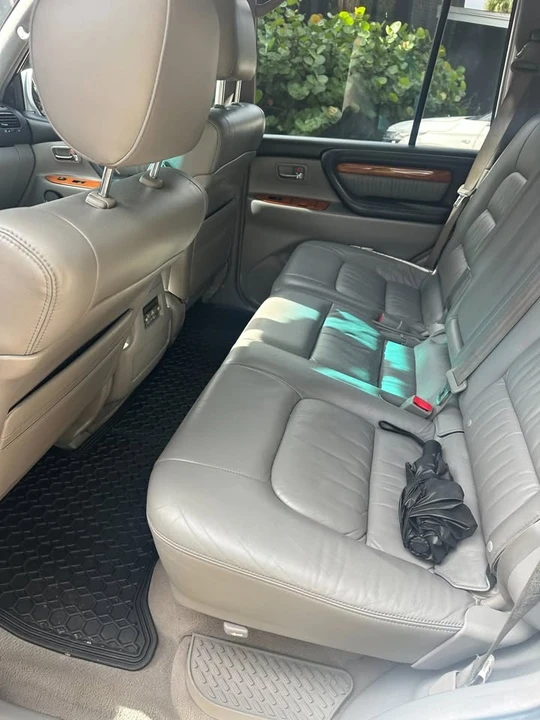 2007 Lexus LX 2nd Gen - Image 4 of 6