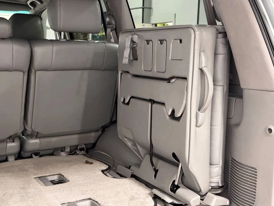 2007 Lexus LX 2nd Gen - Image 8 of 20