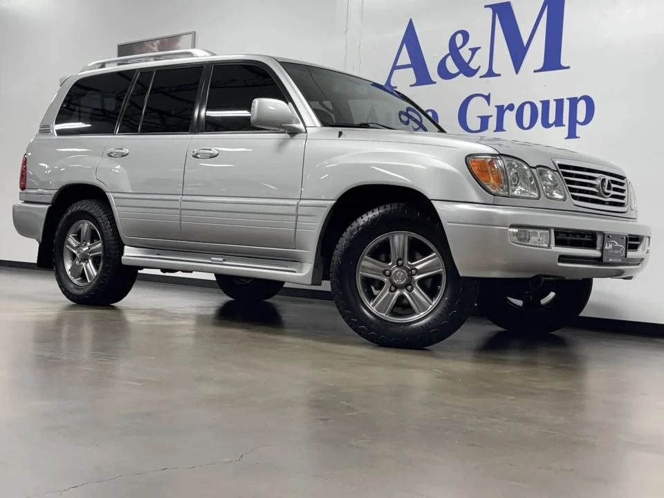 2007 Lexus LX 2nd Gen - Image 2 of 20