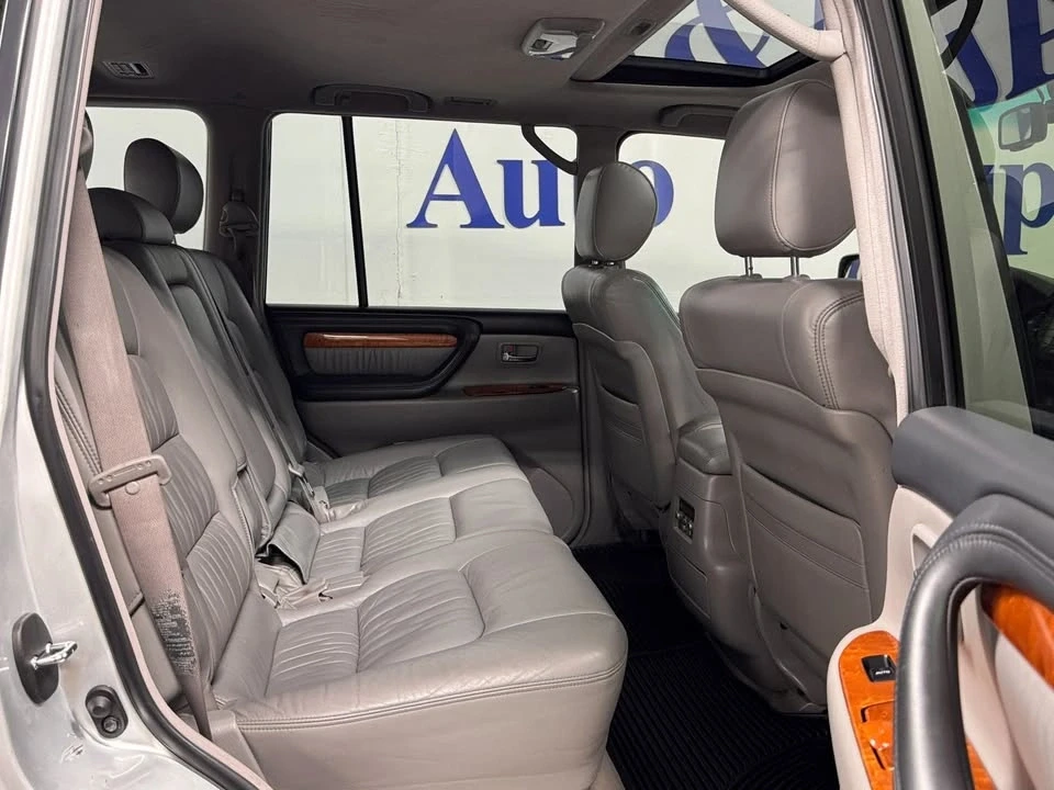 2007 Lexus LX 2nd Gen - Image 11 of 20