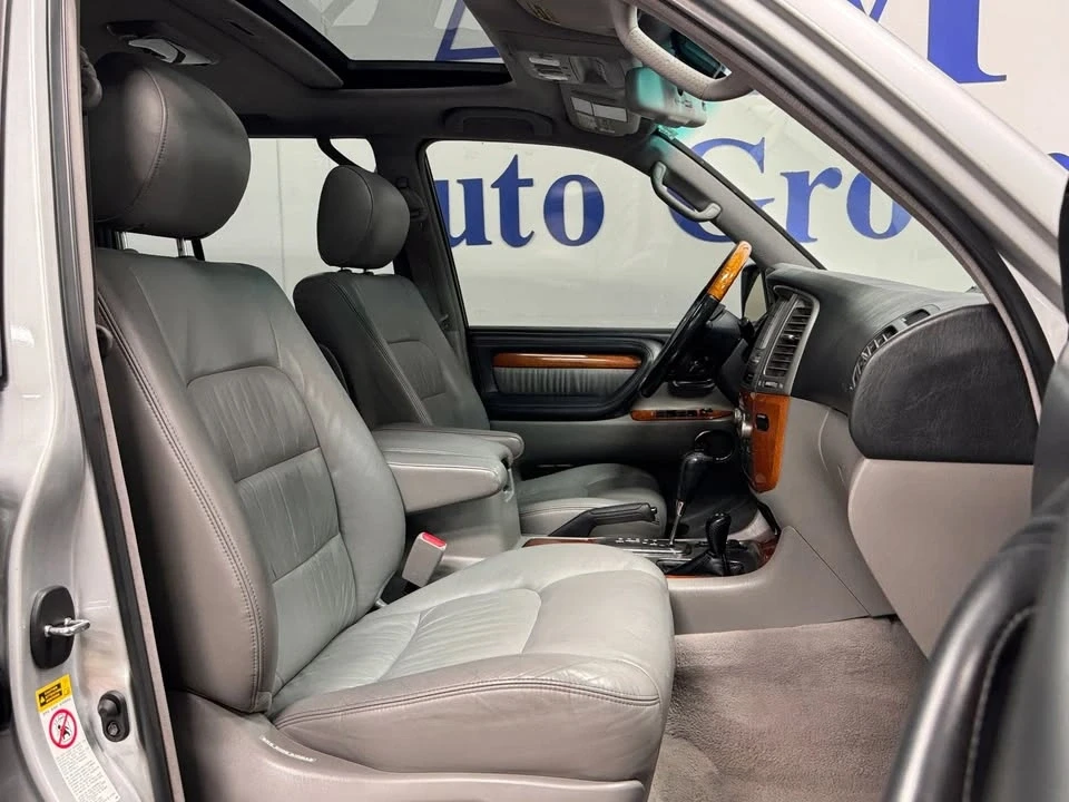 2007 Lexus LX 2nd Gen - Image 9 of 20