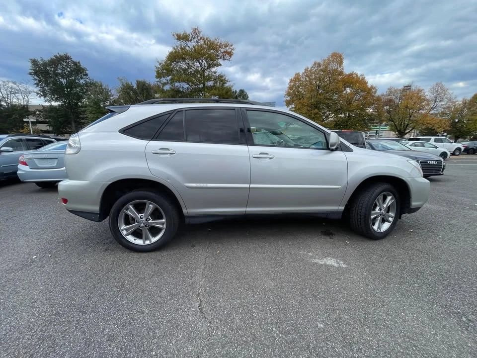 2007 Lexus RX 2nd Gen - Image 5 of 18