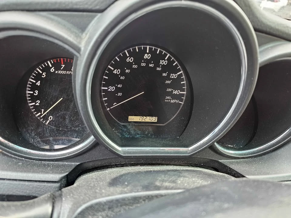 2007 Lexus RX 2nd Gen - Image 17 of 19