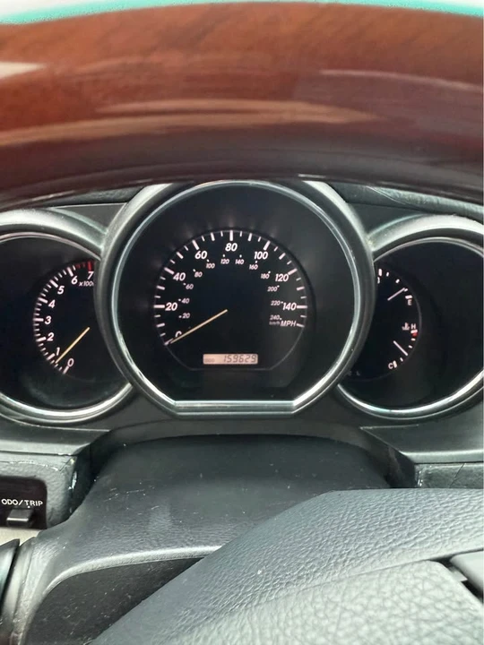 2007 Lexus RX 2nd Gen - Image 12 of 14