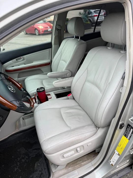 2007 Lexus RX 2nd Gen - Image 8 of 14