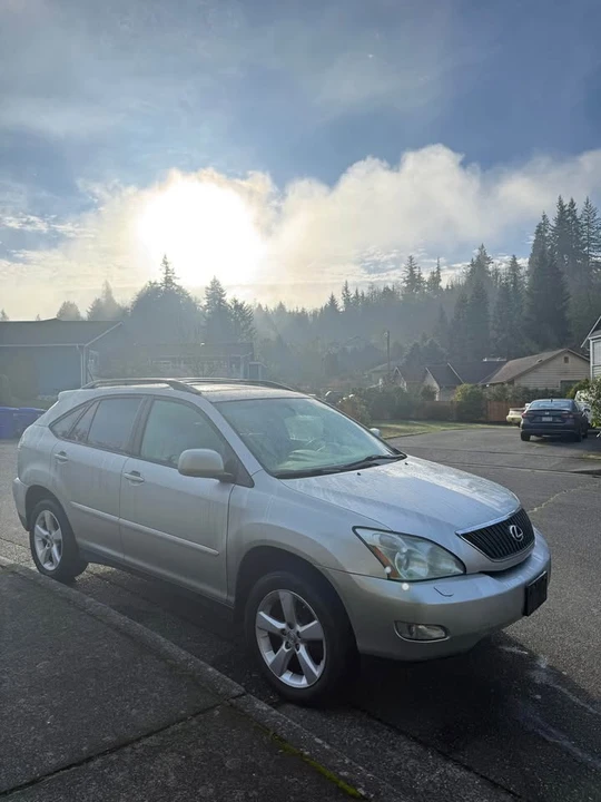 2007 Lexus RX 2nd Gen - Image 3 of 14